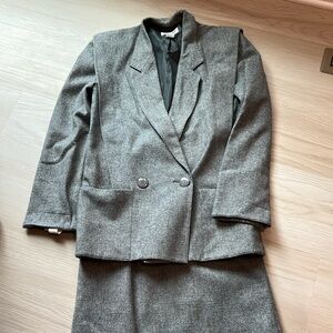 Cristina gray two piece gray suit coat and skirt size 7/8 vintage